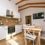 Tarragon Appartement *