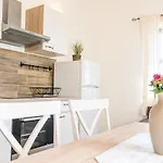 Tarragon Appartement *