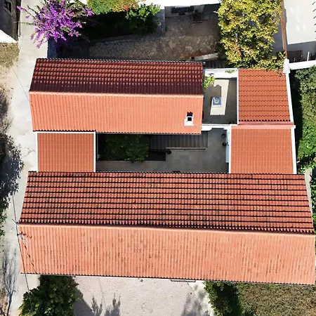 Tarragon Apartman Ugrinići